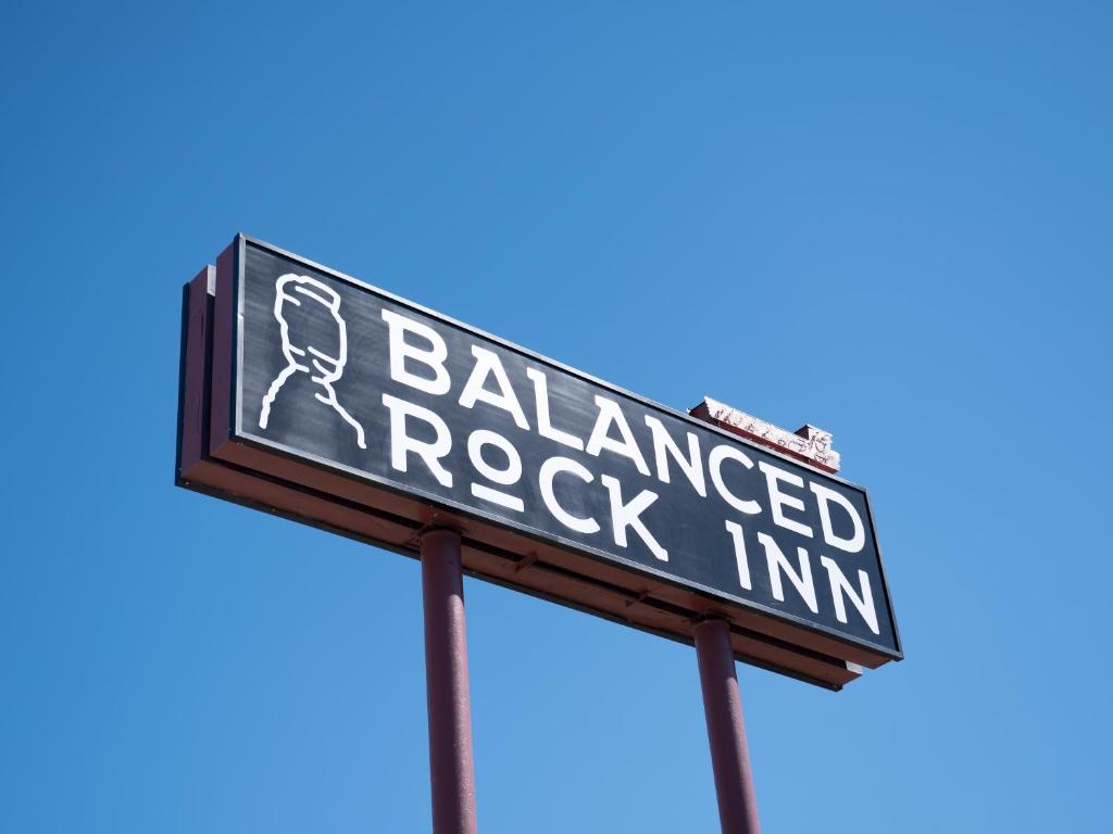 Balanced Rock Inn photo 4