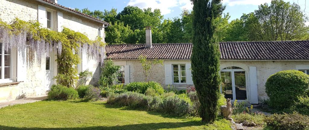 La Loge du Grand Cèdre, chambre d'hôtes SoCosy photo 2