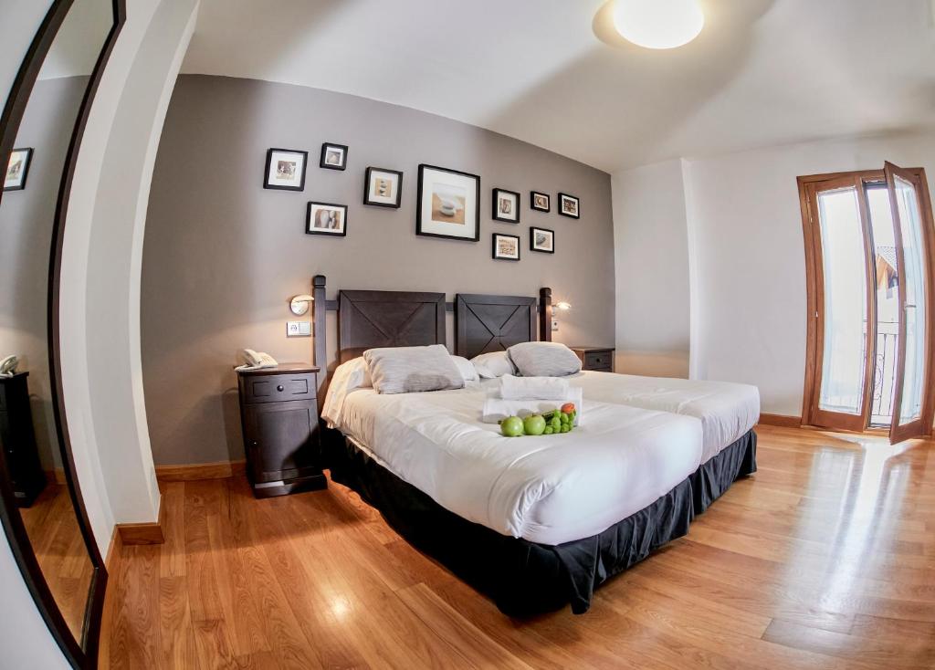 Hotel Casa Azcona photo 2