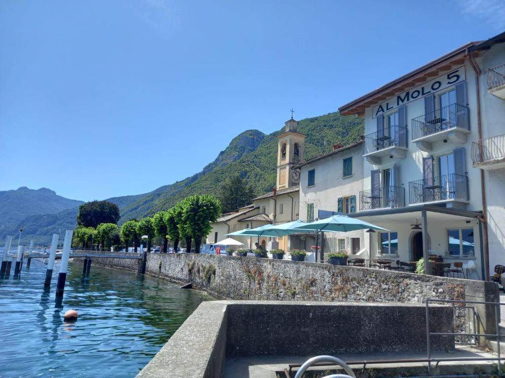 Al Molo 5 - Lake Front photo 2