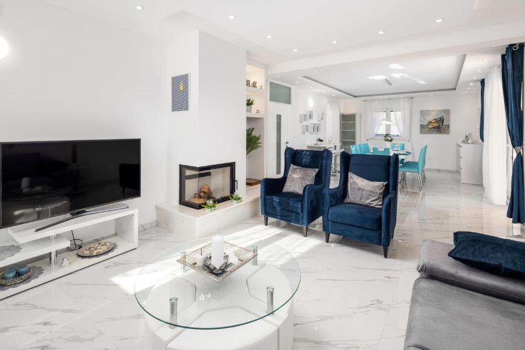 Villa Darina photo 1