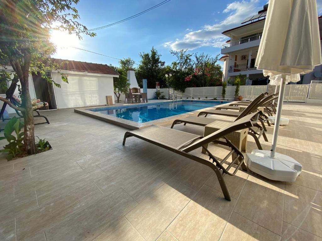 Villa Acar - 4 Bedroom Villa in Dalyan Center, Private Pool&Garden photo 4