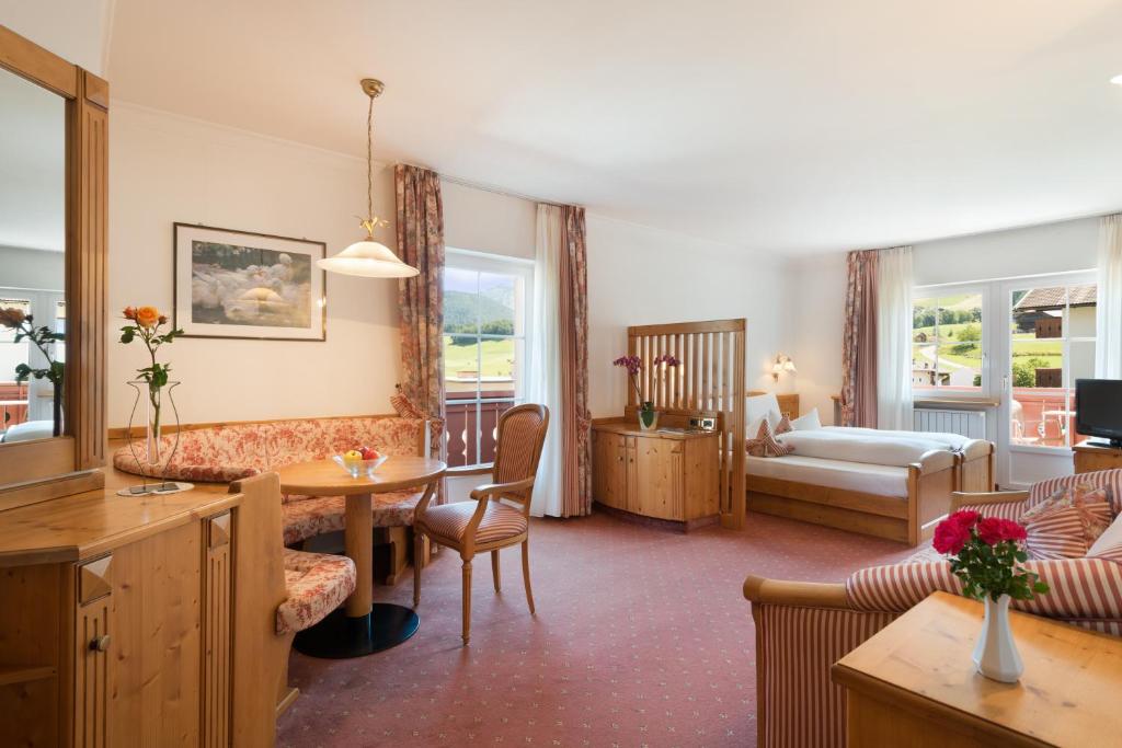 Hotel zum Wolf photo 2