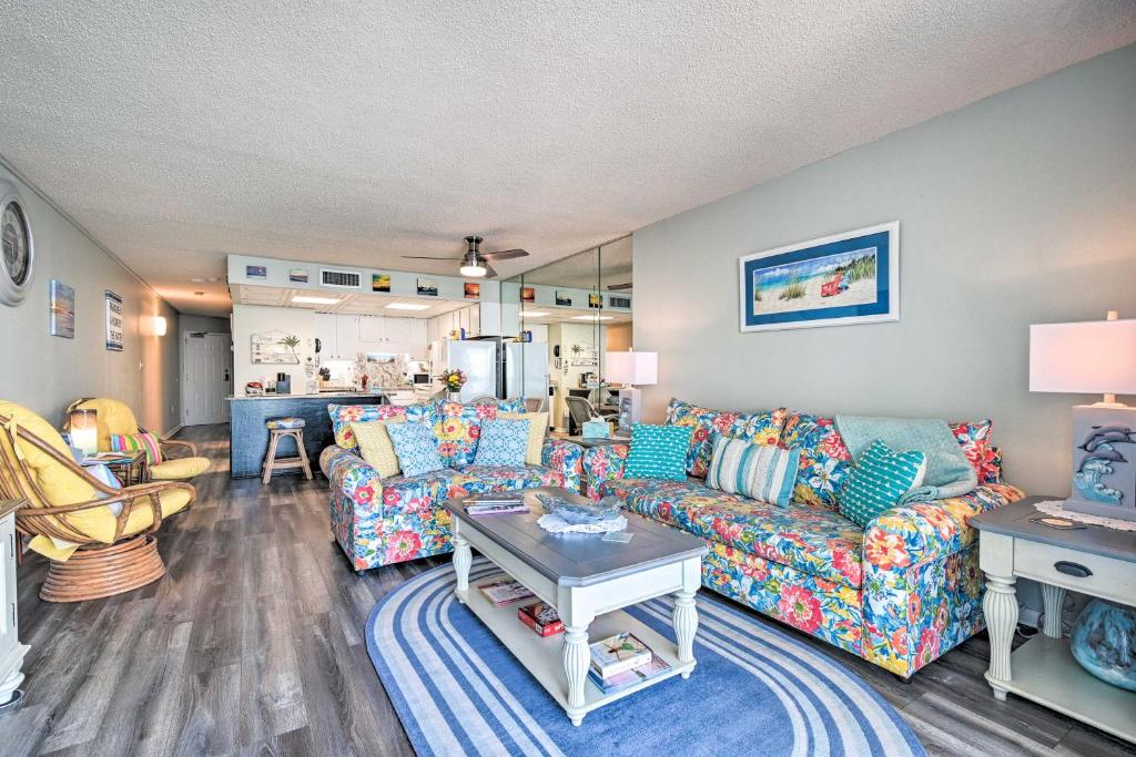 Oceanfront Oasis with Deck and Resort Beach Access! photo 4
