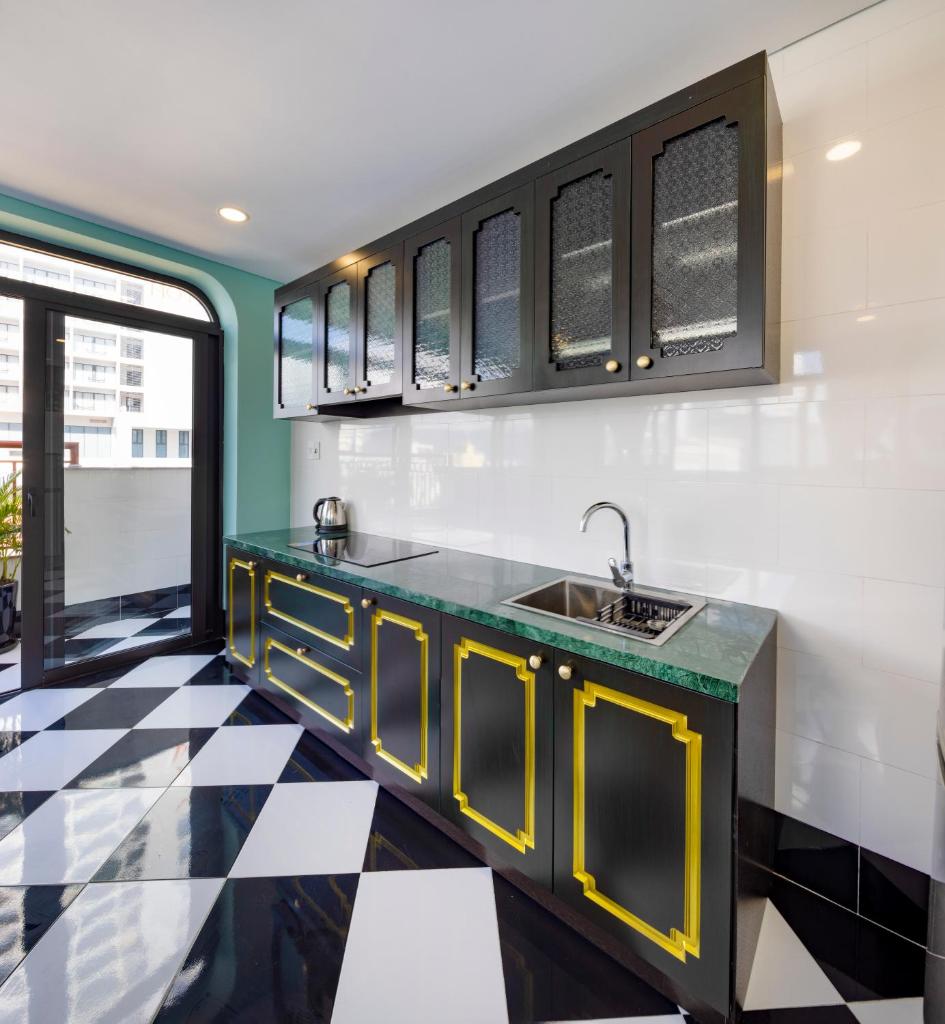 Heritage Legend by Sea Boutique