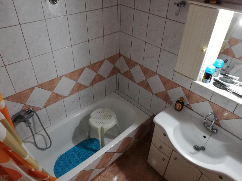 APARTMENT MARIOS SOUFLI Ευρύχωρη γκαρσονιέρα, 60m2 στο κέντρο photo 3