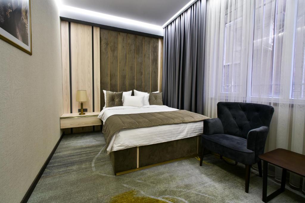 Bourbon Boutique Hotel - Tap to explore photos