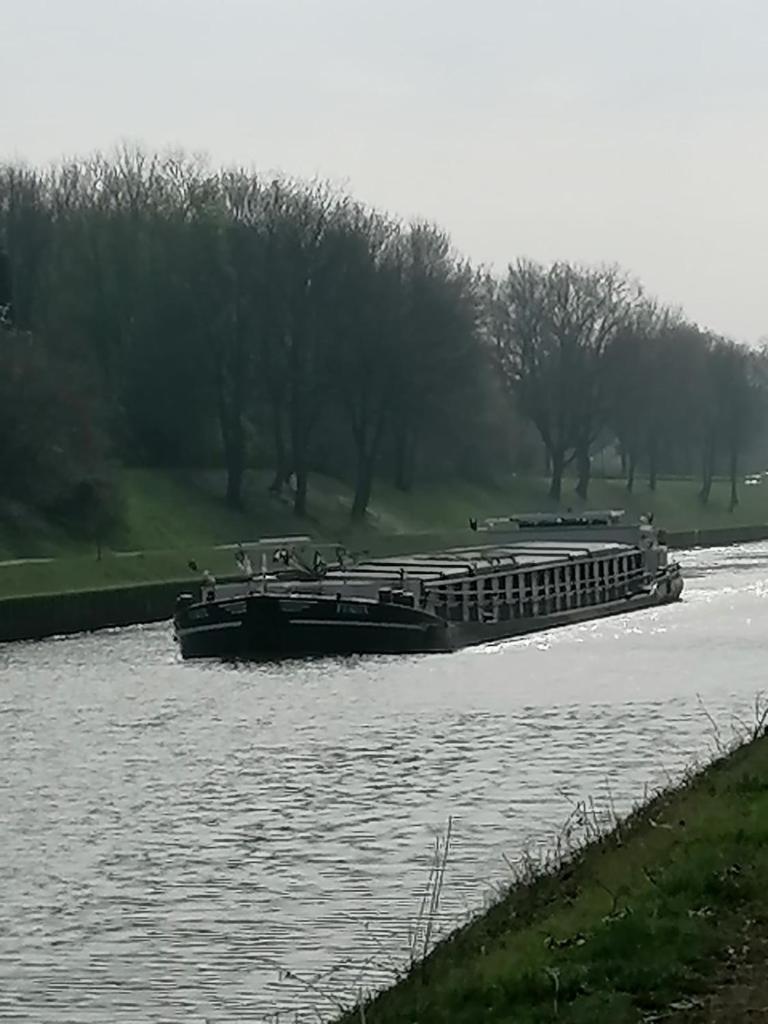 Haus Lupo am Kanal photo 3