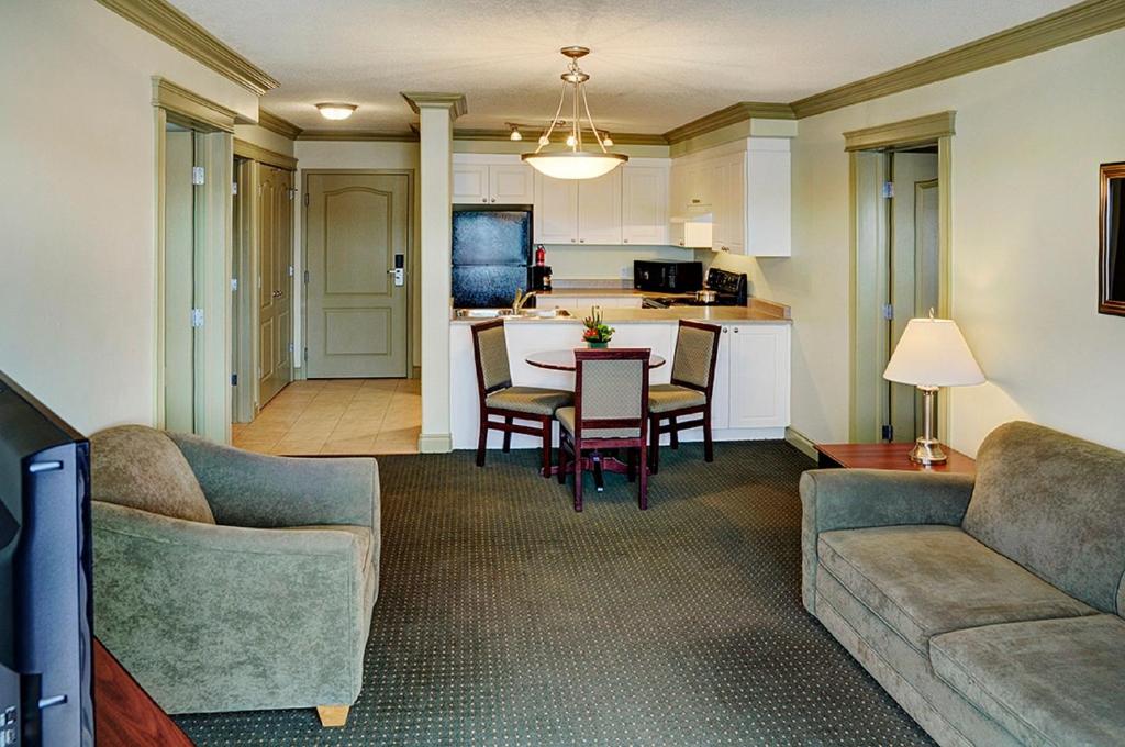Nova Inn Edson photo 3