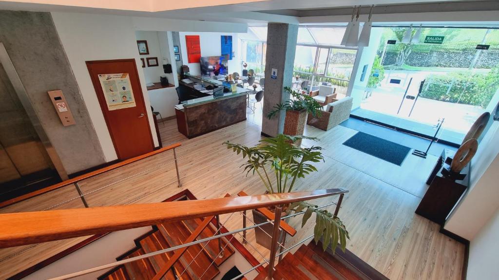 Habitat Suites Hotel photo 1