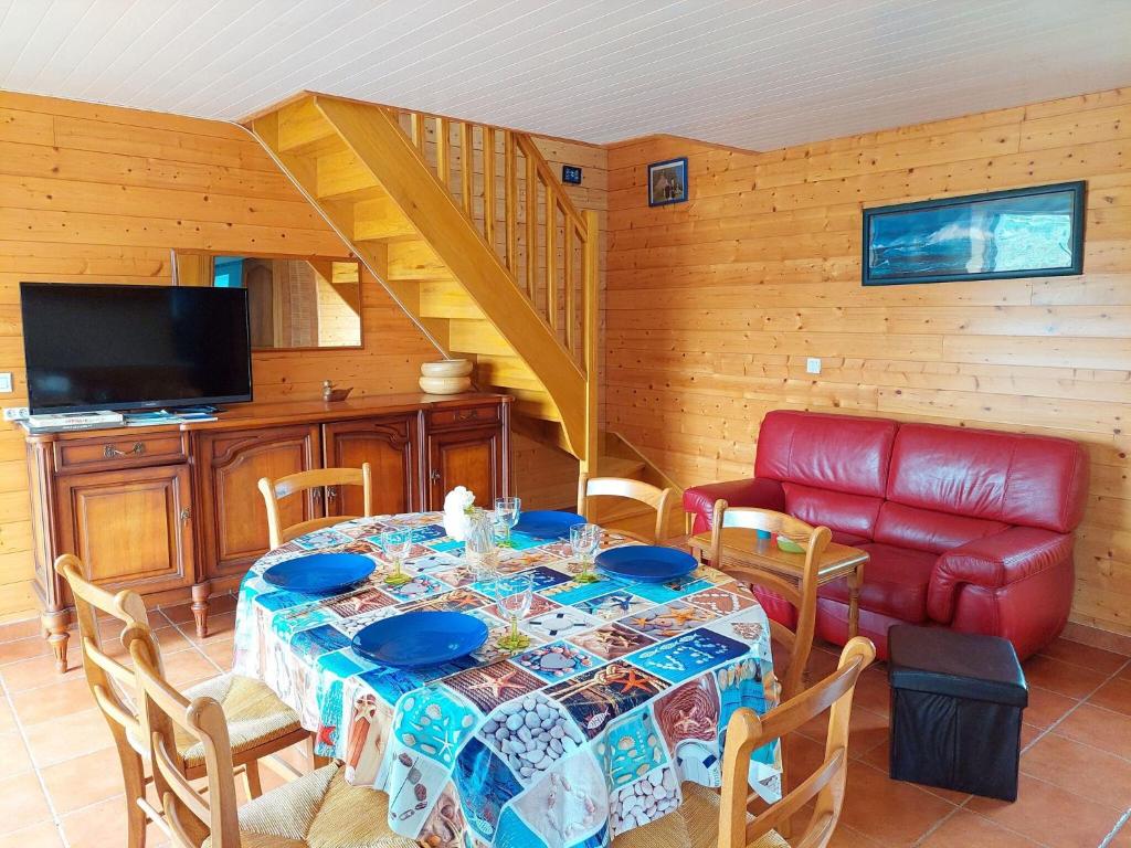 Semi-detached house near the sea, Cléder photo 3