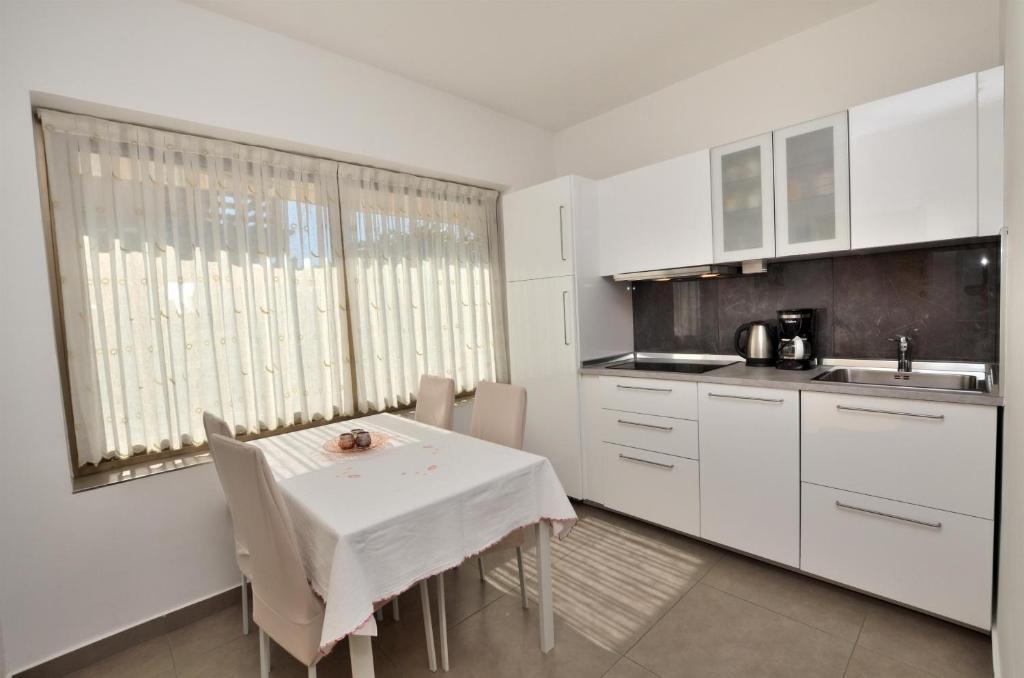 Apartments Nerina photo 2
