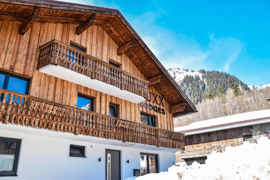 LUXX Lodges - Holzgau - Lechtal - Arlberg photo 2