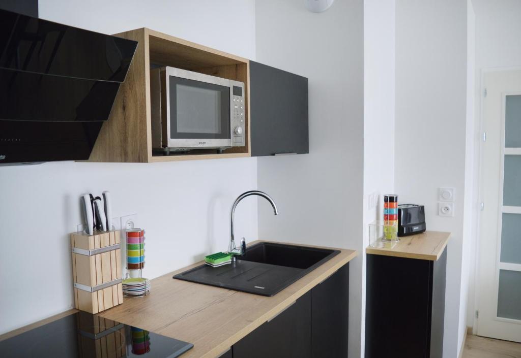 APPARTEMENT ARRADON / PROCHE MER / TOUT ÉQUIPÉ photo 2