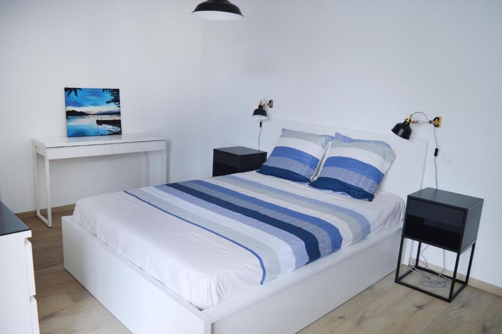 APPARTEMENT ARRADON / PROCHE MER / TOUT ÉQUIPÉ photo 4