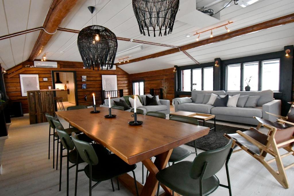Skars Lodge / North Mountain Lodge photo 1