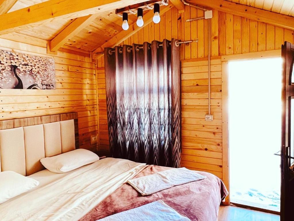 Hotel Krojet e Rrogamit photo 2