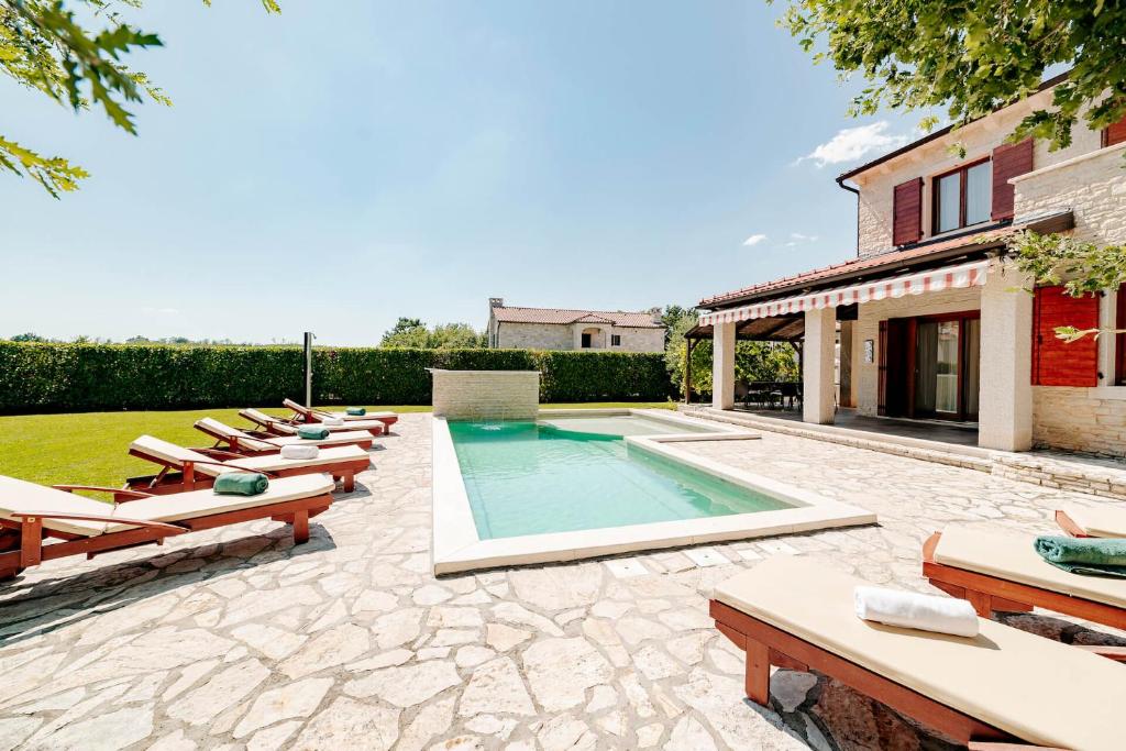 Villa Alma photo 3