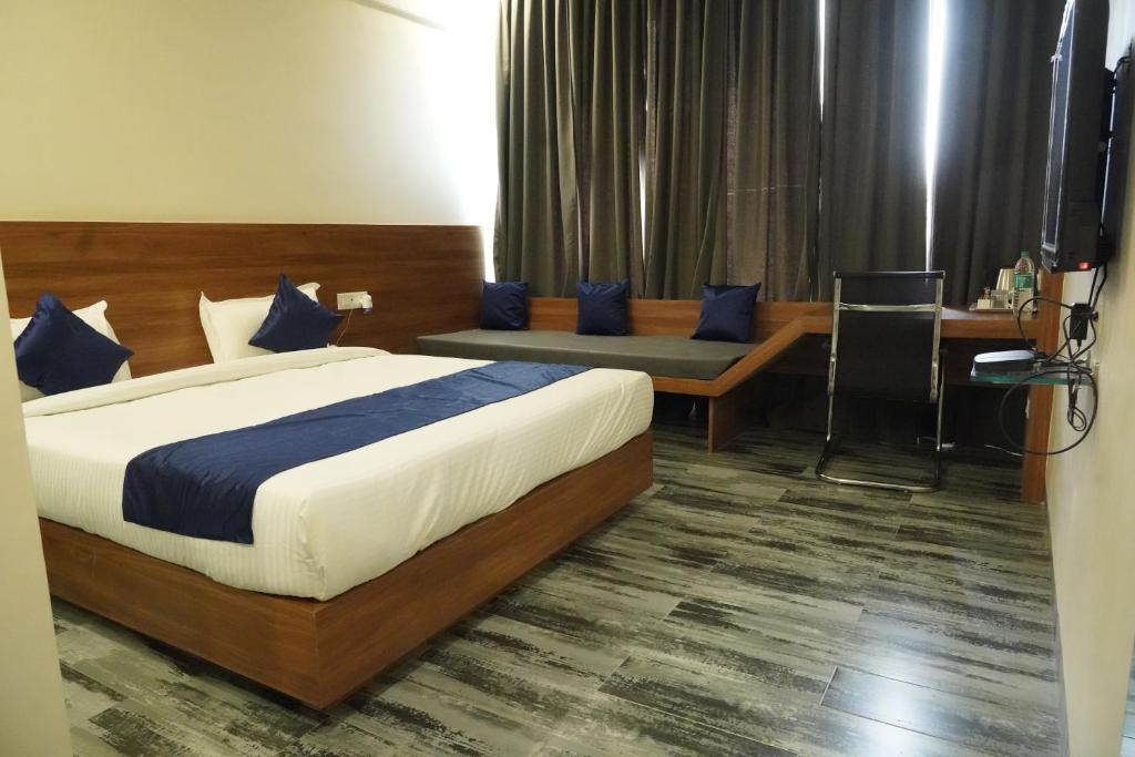 HOTEL MAKHAN VIHAR photo 2