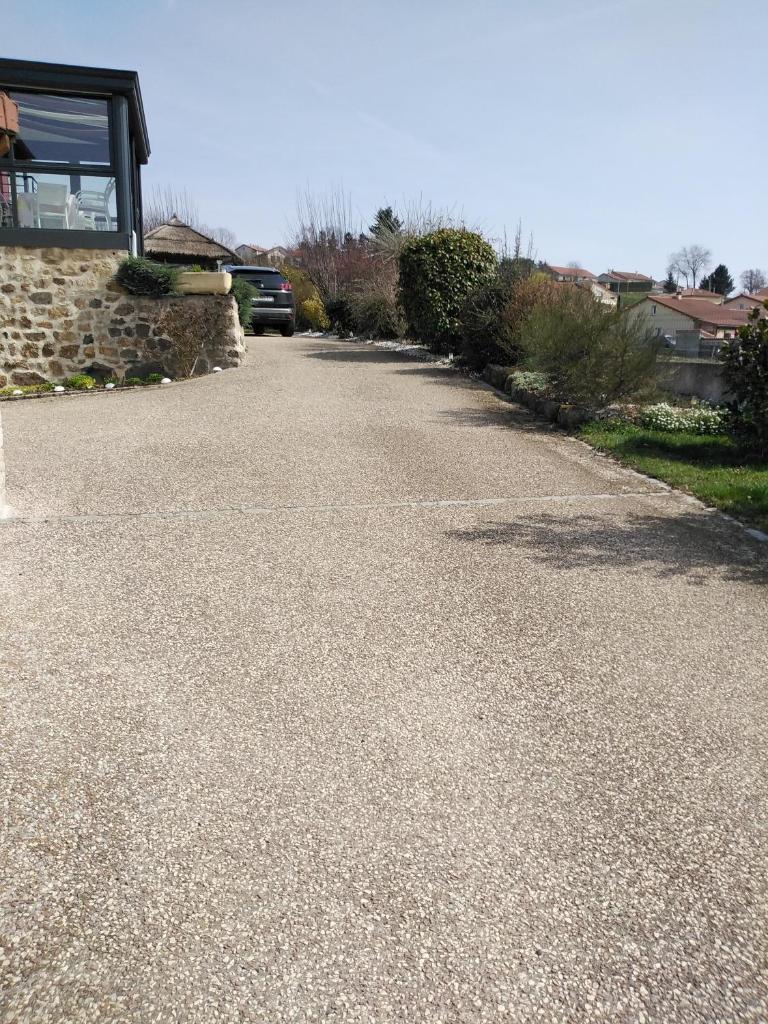 Chaleureux à la campagne photo 3