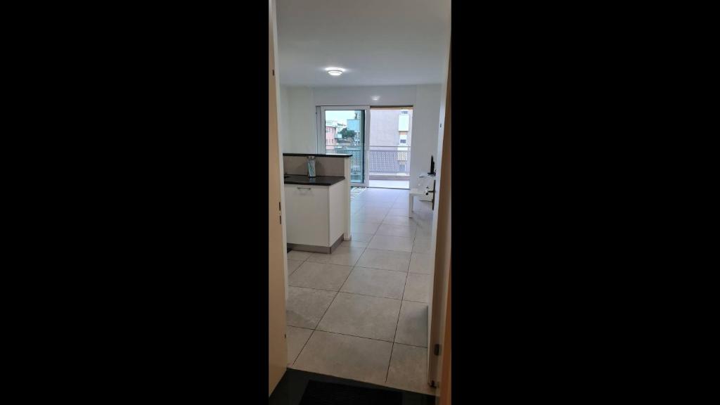 Central Brand New Apartment With Private Parking photo 4