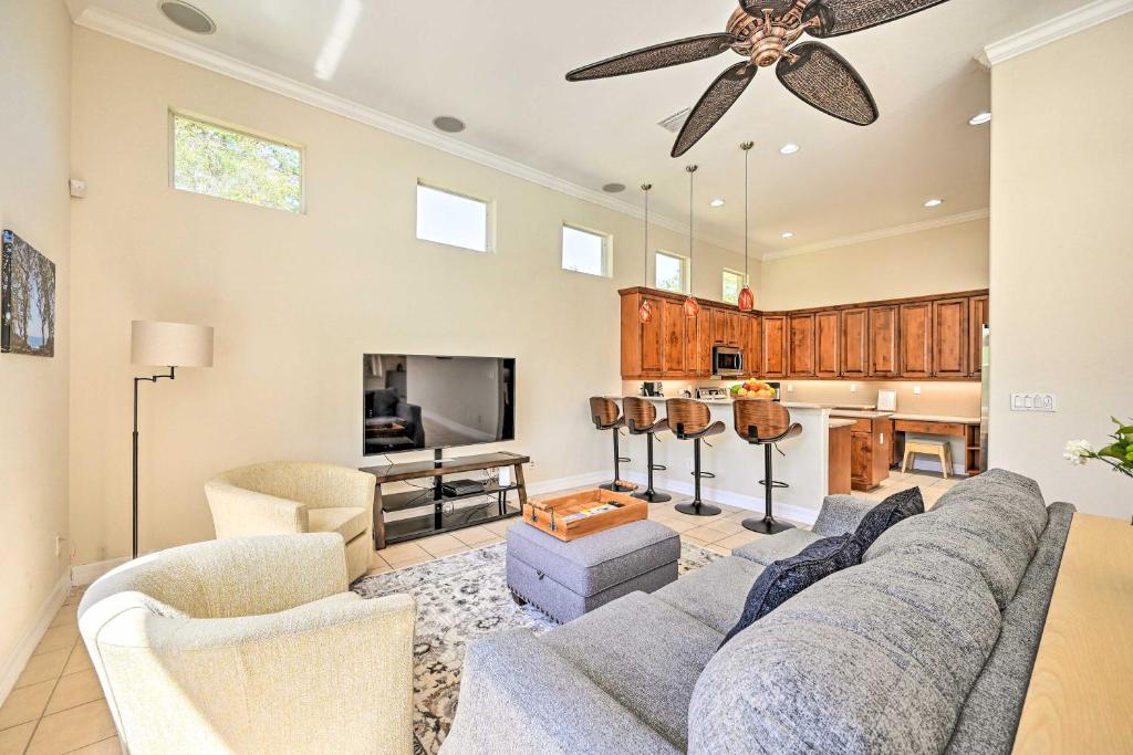 Naples Villa Backyard Oasis with Private Pool! photo 3