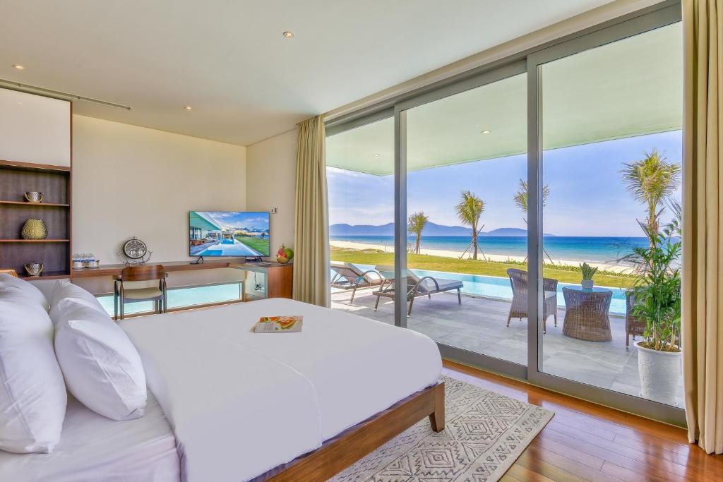 Luxury Beach View Villa