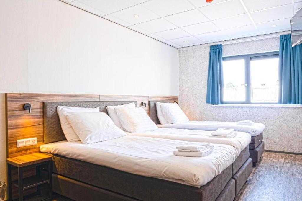 Harbour Hotel IJmuiden photo 2