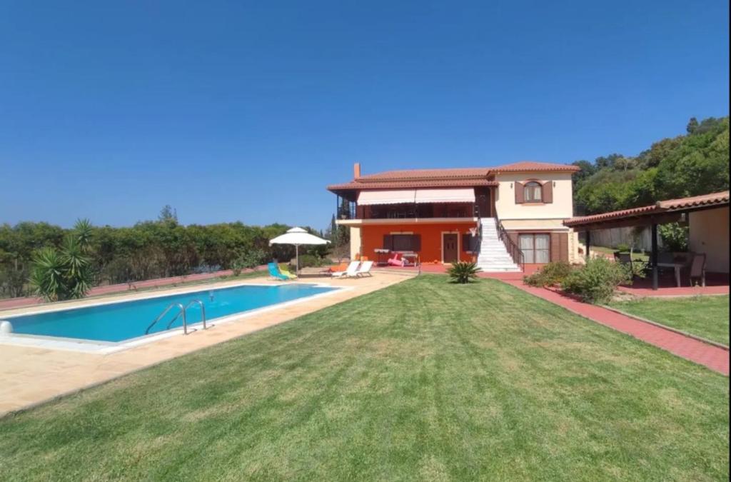Kastro Villa with pool in Kyllini, Peloponnese