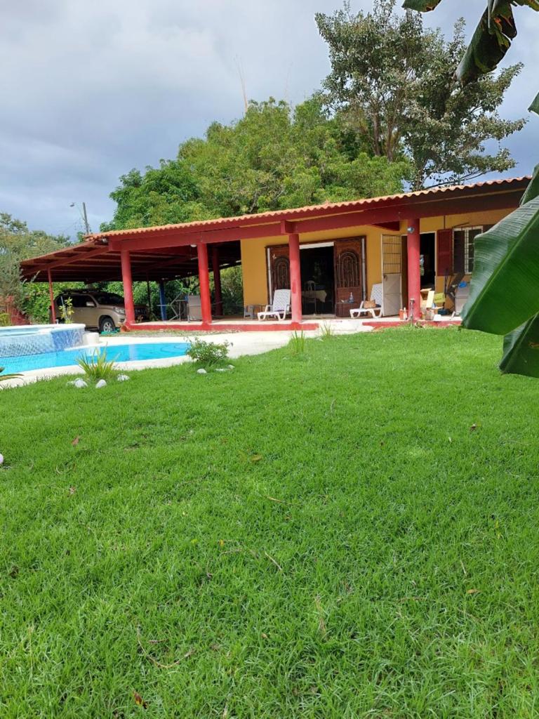 BEAUTIFUL HOUSE IN LAS UVAS SAN CARLOS, PANAMA WITH FRUIT TREES -SWIMMING POOL photo 1