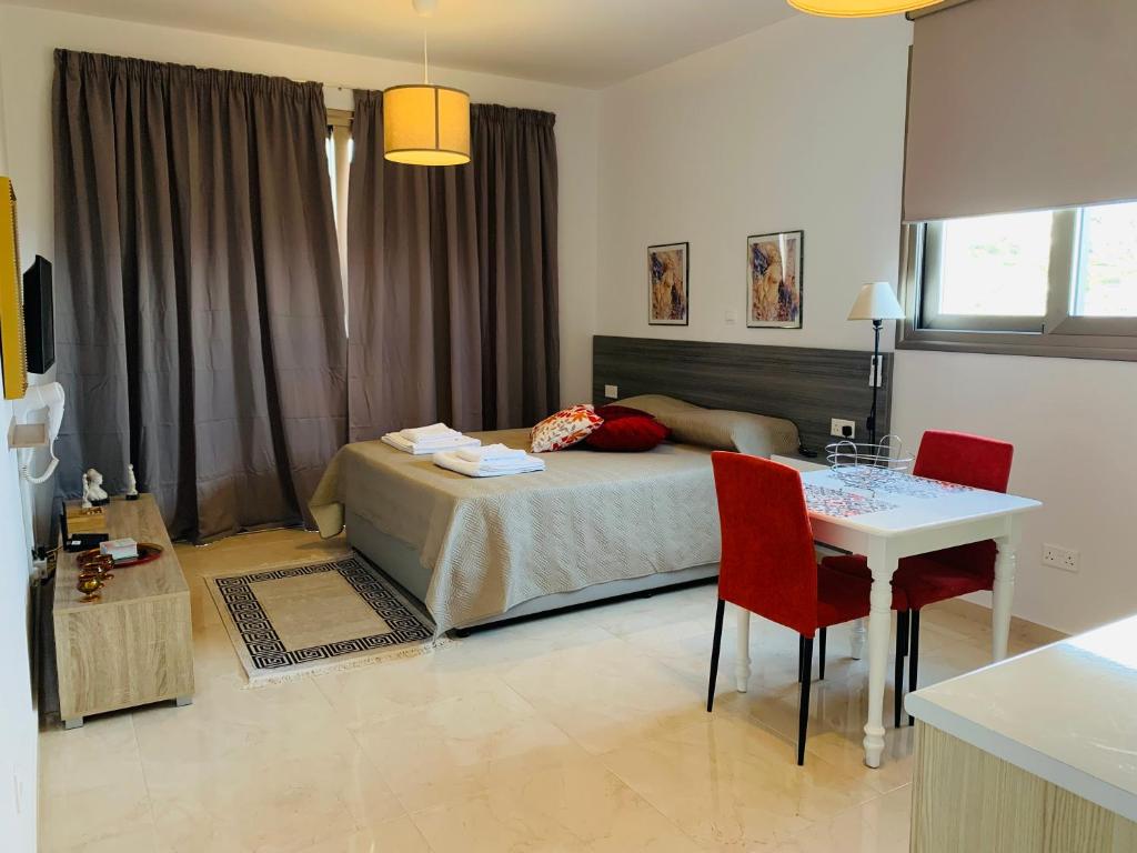 Harmony Seaview Apartments photo 3