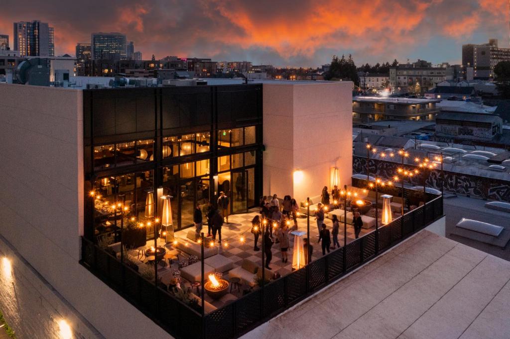 Kissel Uptown Oakland, in the Unbound Collection by Hyatt photo 3