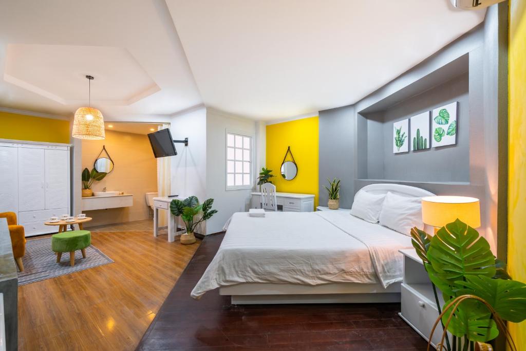 CHIN Stays - Han River