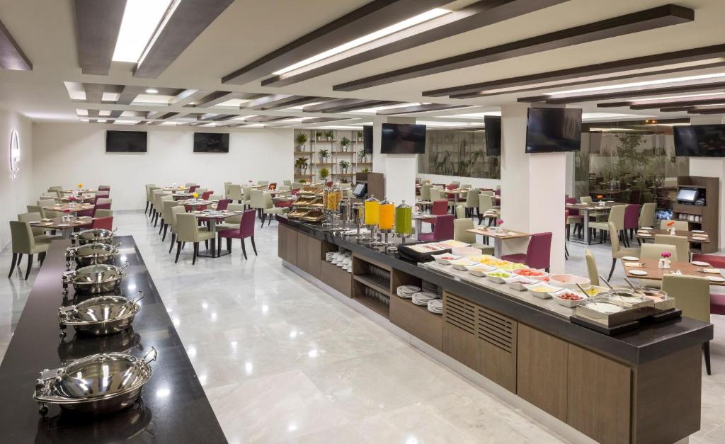 Real Inn Celaya photo 3