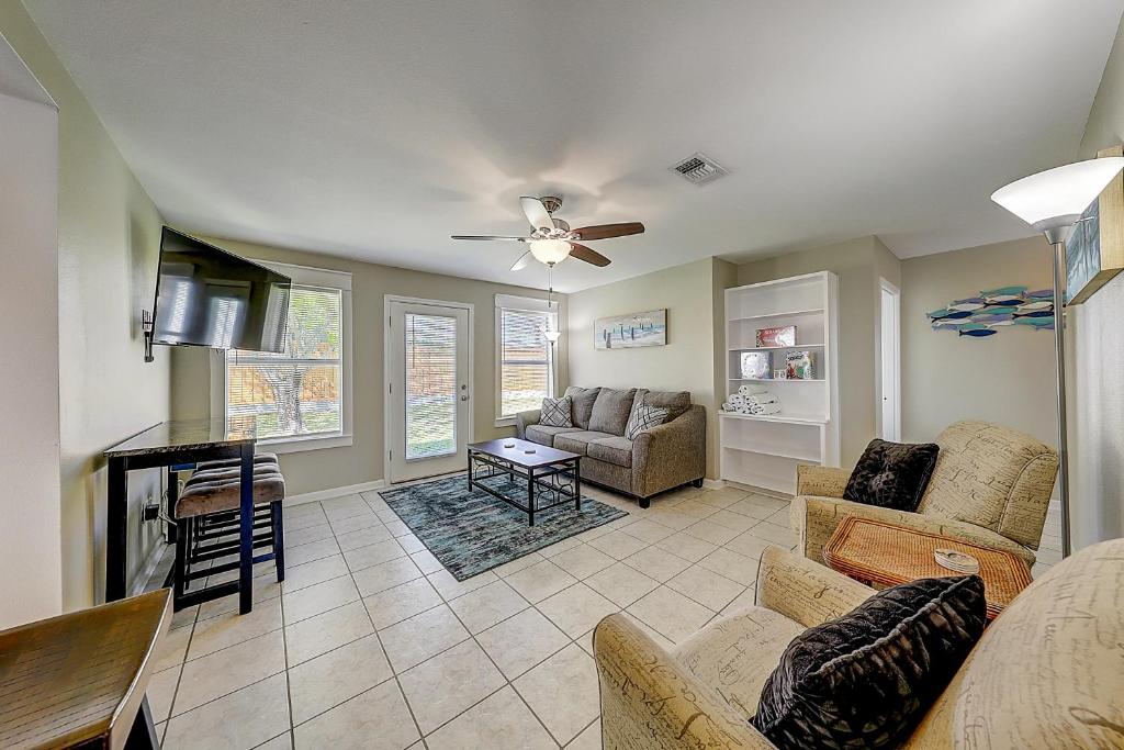 Wharf Cottage photo 4