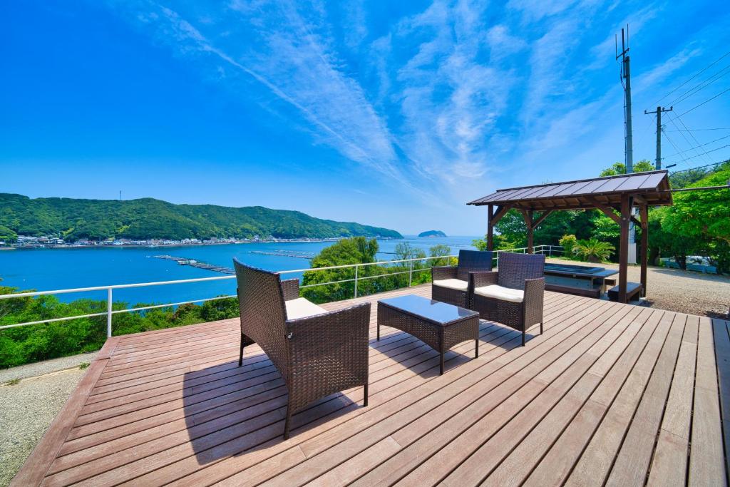 Tsubaki House photo 1