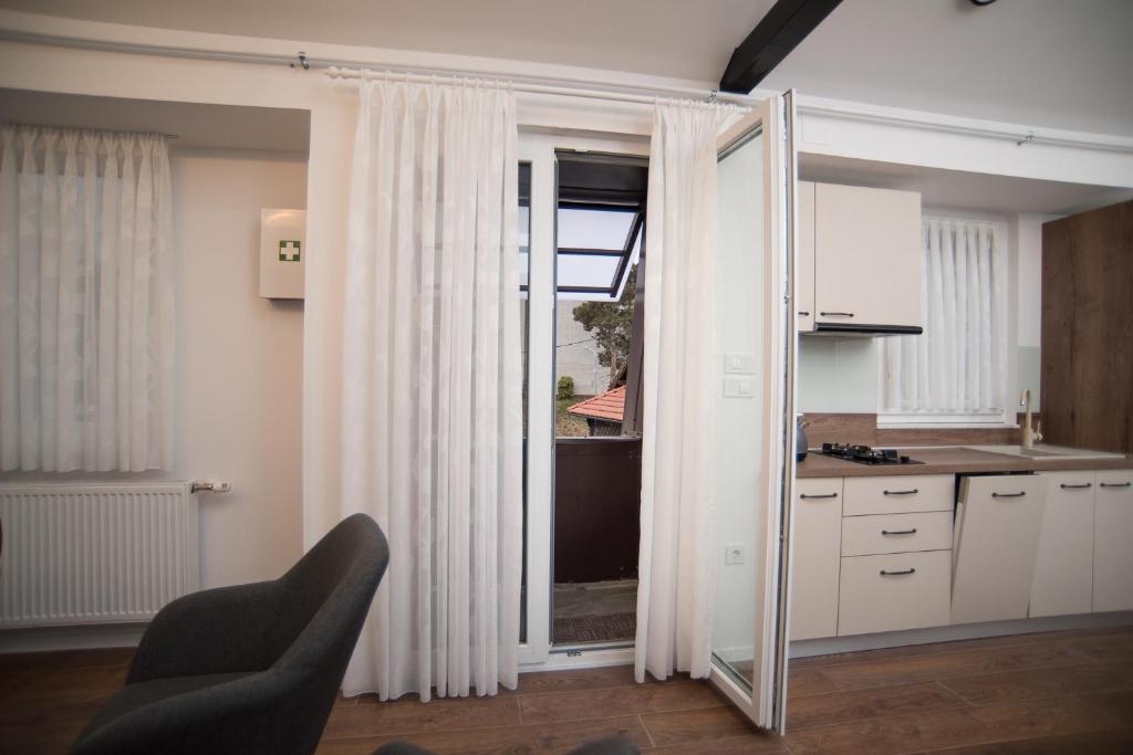 ZIMMER KAJ photo 3