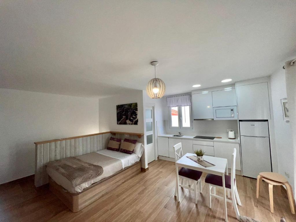 APARTAMENTO , LOFT BOBASTRO CErCA DEL CAMINITO DEL REY ARDALES