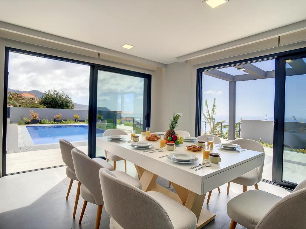Villa de la Ponte by Atlantic Holiday photo 3