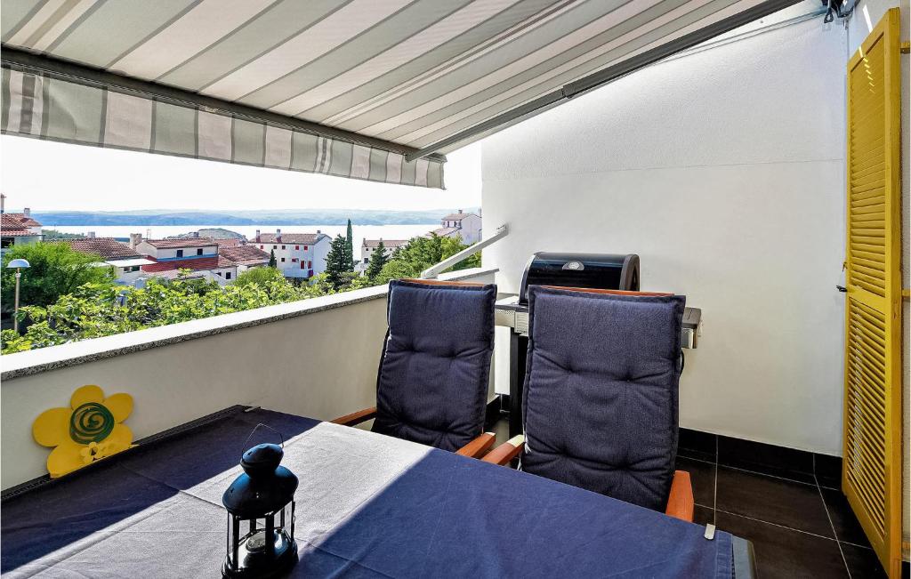 Awesome Apartment In Stinica With 1 Bedrooms And Wifi photo 1