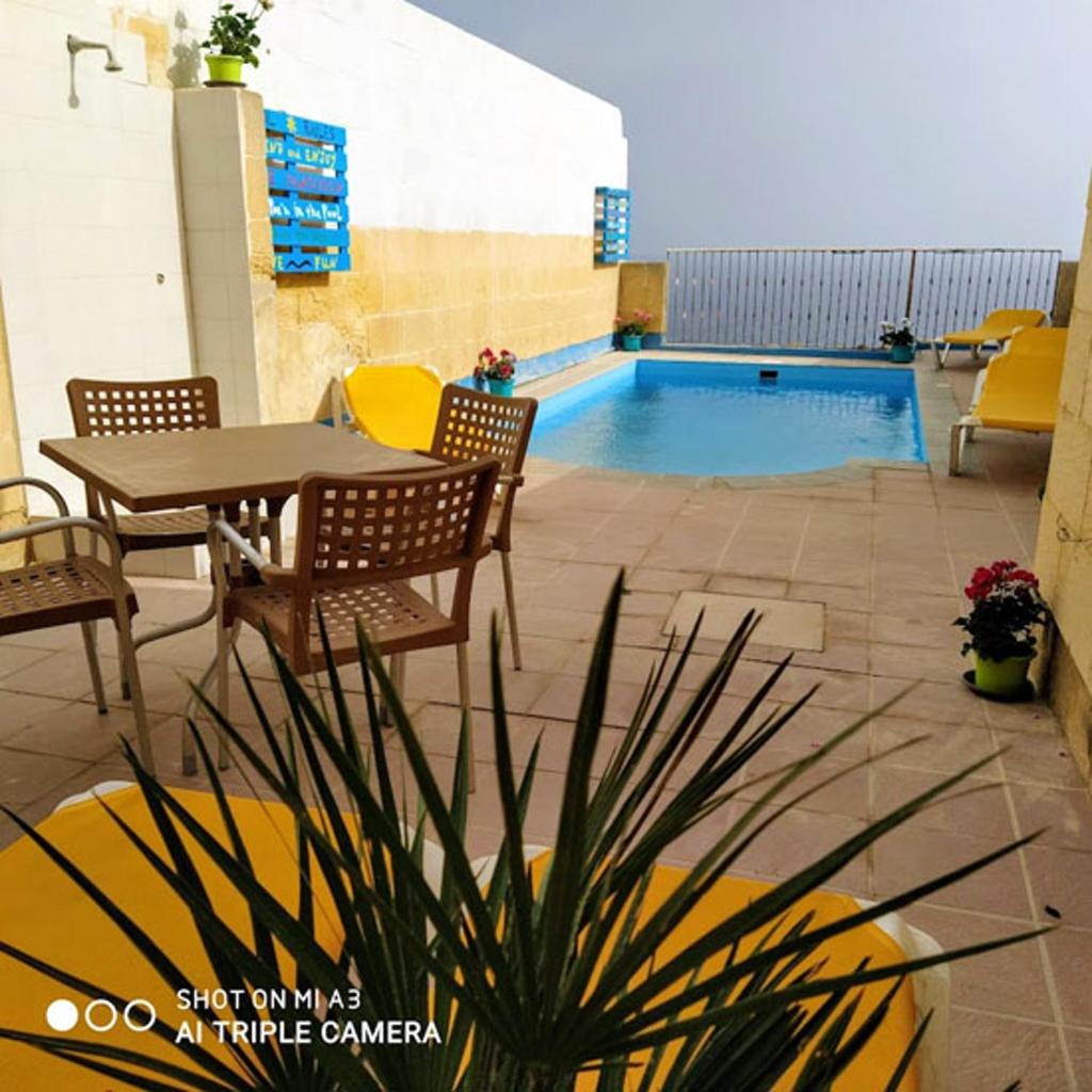 3 bedrooms villa with sea view private pool and enclosed garden at Iz Zebbug photo 4