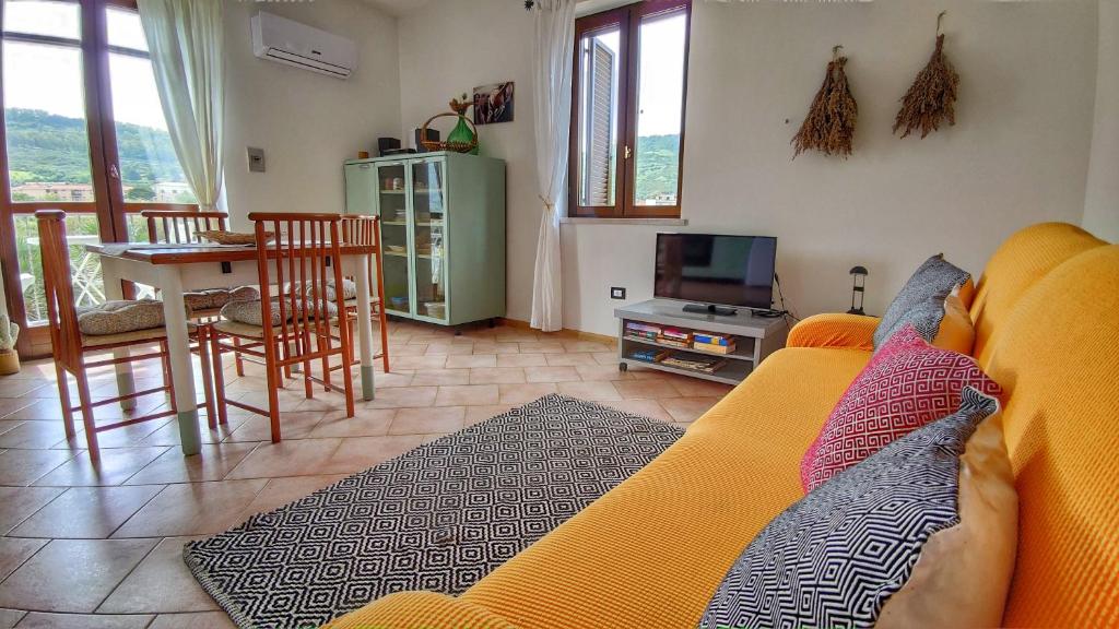 Bosa Apartments "House on the River" photo 4