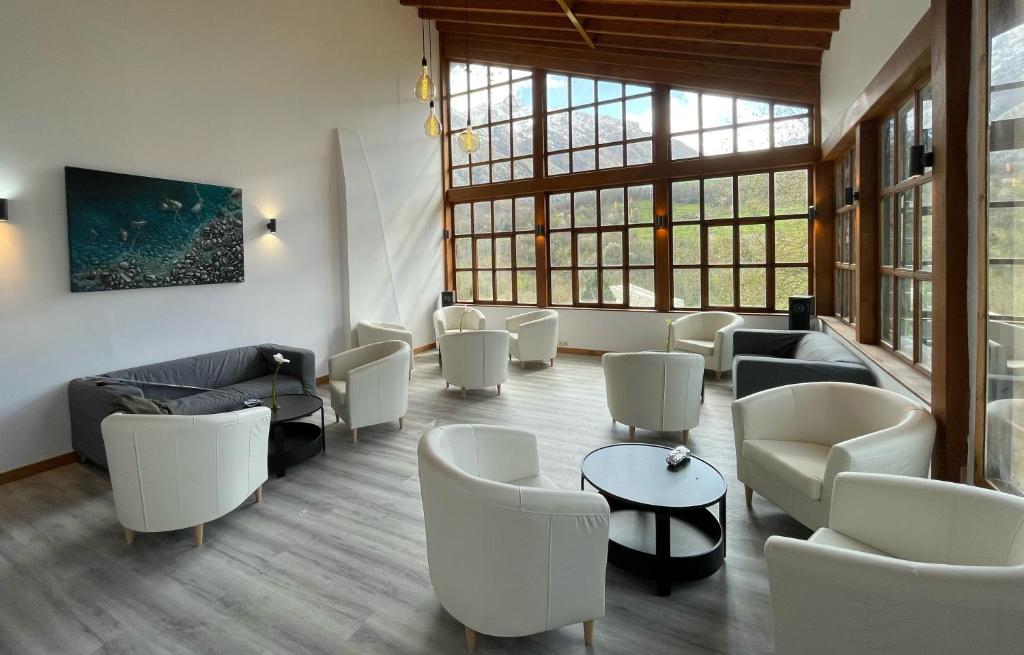 Hotel Torrecerredo photo 1