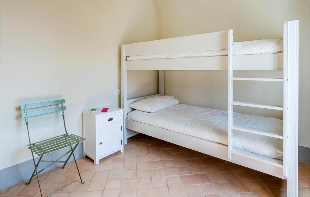 Nice Apartment In Bastia Di Albenga With 2 Bedrooms And Wifi photo 2