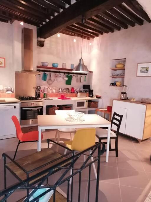 La Maison d’Helene & Antoine à Bonnieux XII siècle photo 2