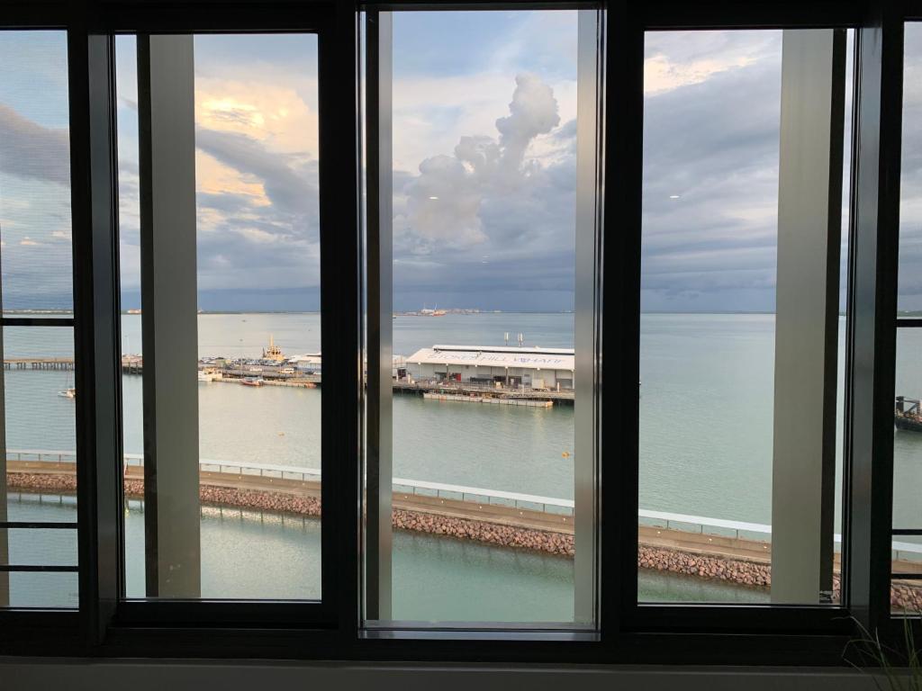 Absolute Waterfront - Tropical Aurora Top Floor Over The Water photo 2