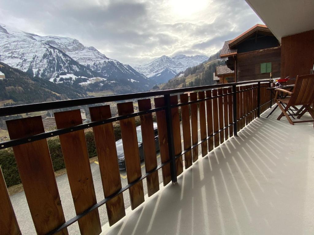 Chalet Marguerite - bel appartement 3 chambres avec feu ouvert, vue imprenable, dans un chalet à taille humaine de 6 unités photo 3