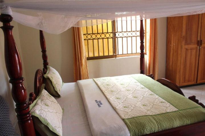 Townview Hotel Mubende photo 1