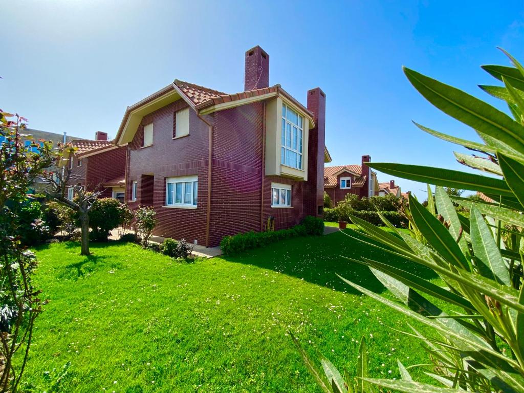 Casa de Anmar casa independiente con jardín, Ajo photo 1