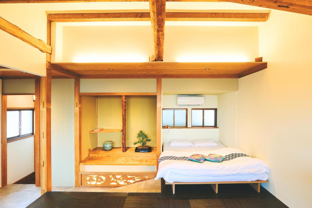 オーシャンビュー 加美屋リゾート 江ノ島,江ノ島の島内,仲見世通りから3分,海と日の出を臨む貸切の和モダン別荘 photo 4